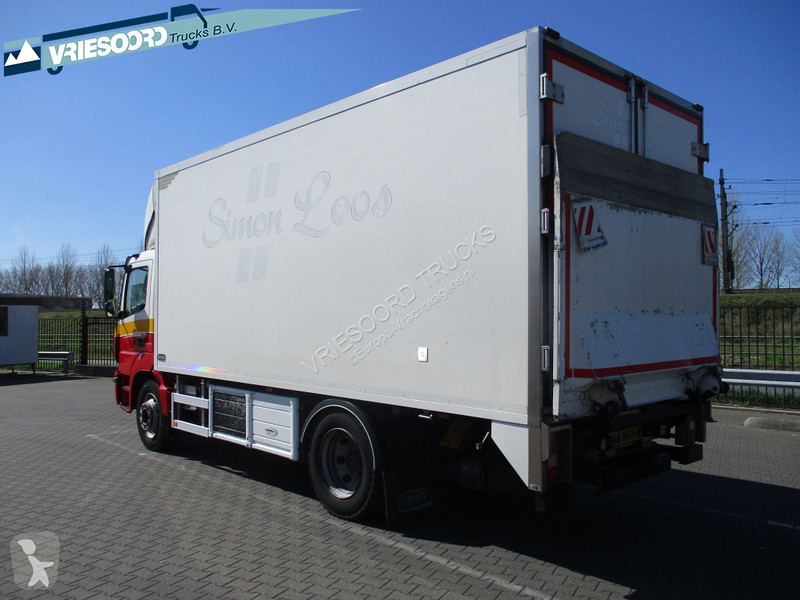 Camion Mercedes ATEGO 967PX3