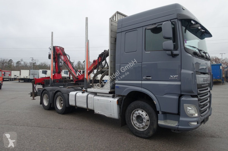 Camión DAF FAT XF 510 mit Penz Ladekran 15Z8.70...