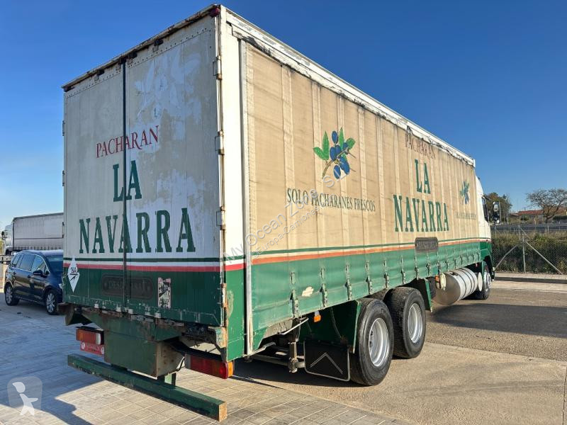Camion Volvo 380
