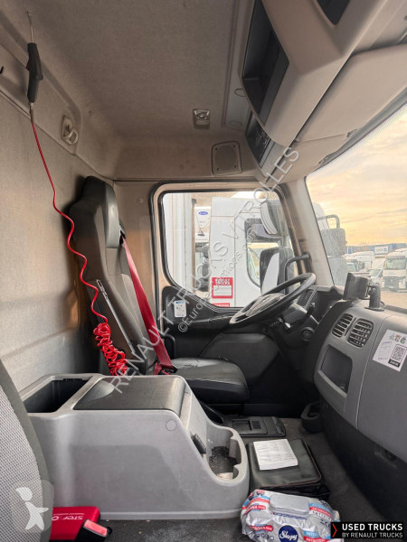 Camion Renault D Wide