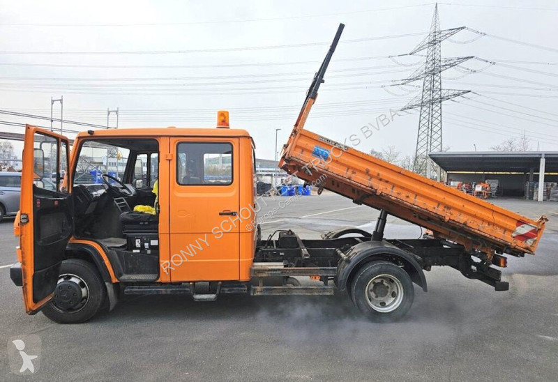 Furgoneta Mercedes Vario 813 D 4x2 Doka Vario...