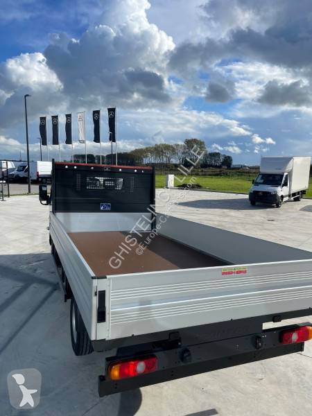 Camion Mitsubishi Fuso