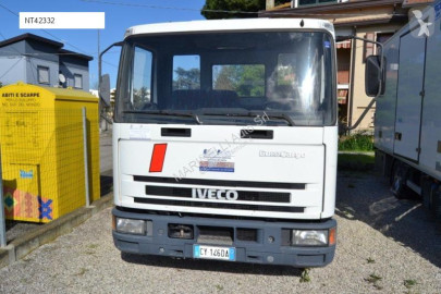 Camión chasis Iveco