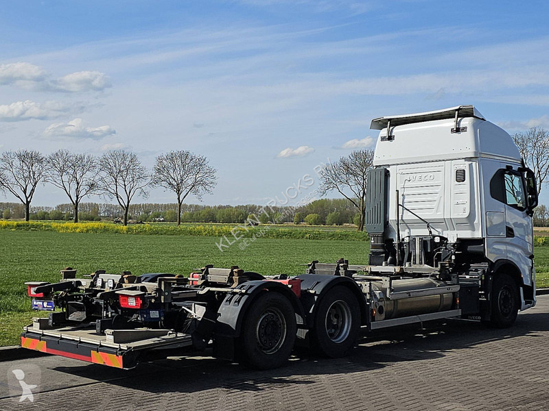 Camion Iveco AS260S46 LNG INT. STEERAXLE