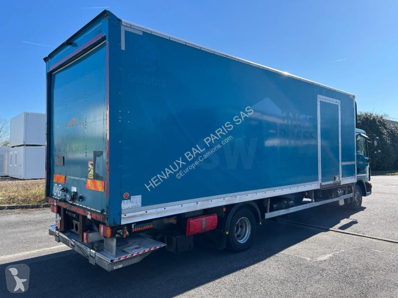 Kamion MAN 12.220