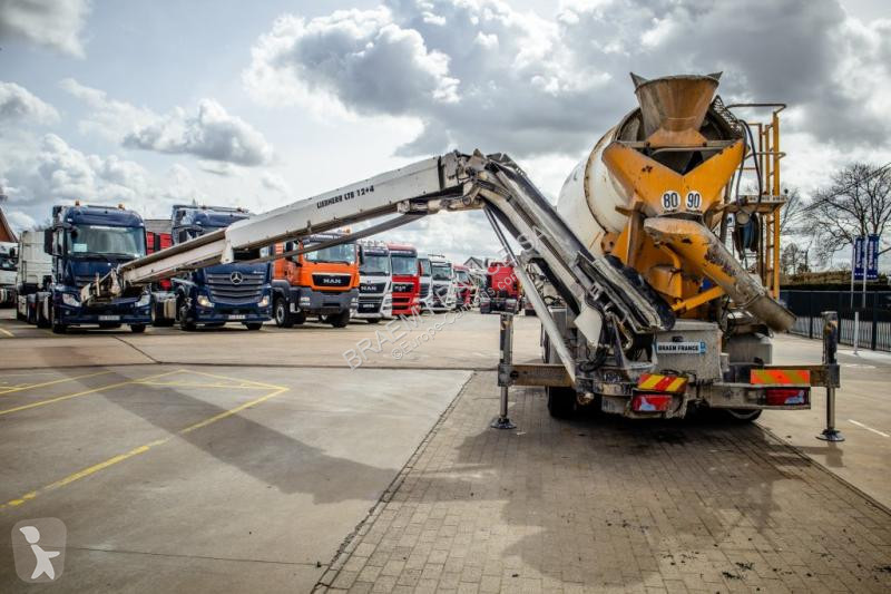 Camion MAN 32.400BB+LIEBHERR 8M³+BAND/TAPIS 16m