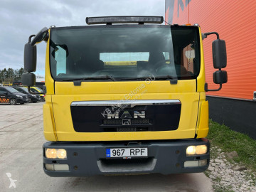 Camion porte containers MAN