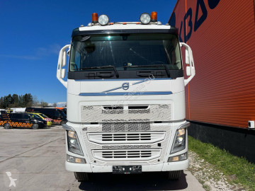 Camion benne Volvo