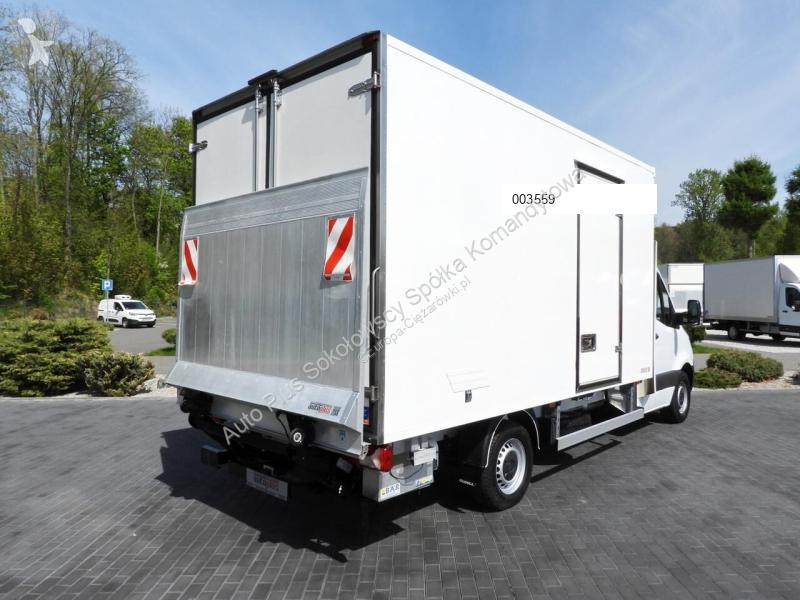 Kamion Mercedes SPRINTER 316 CHŁODNIA KONTENER...