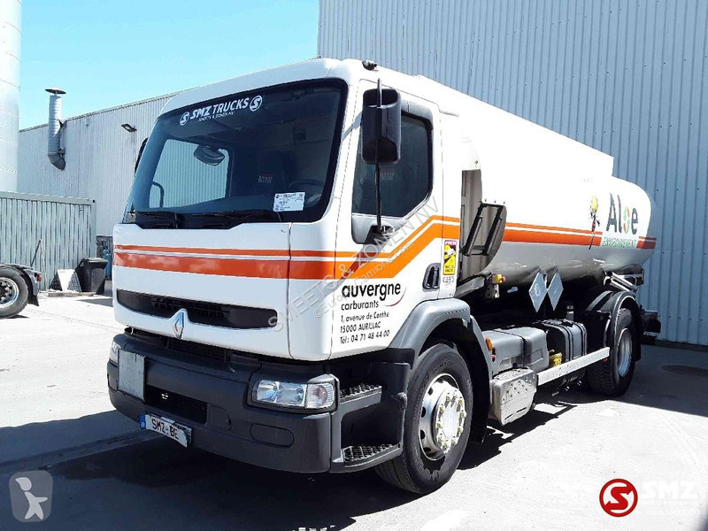 Kamion Renault 14000L lames steel
