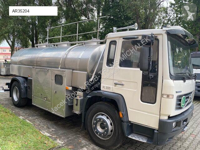 Camión Volvo FL