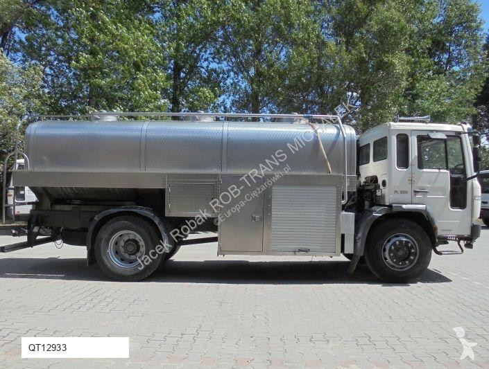 Camión Volvo FL220