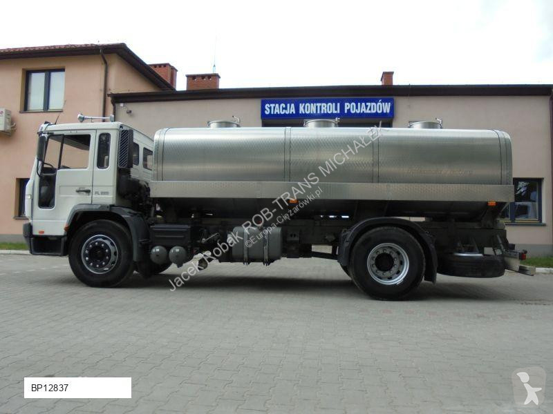 Camión Volvo FL
