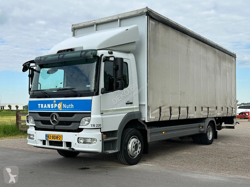 Camion Mercedes 1218 bakwagen met laadklep 2000kg!