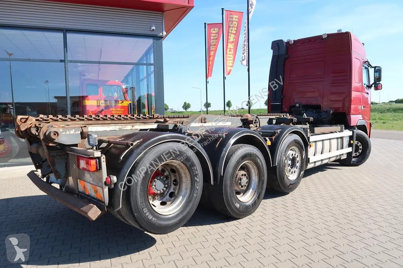 Kamion Volvo 520 - 8x4 R - Ketting systeem