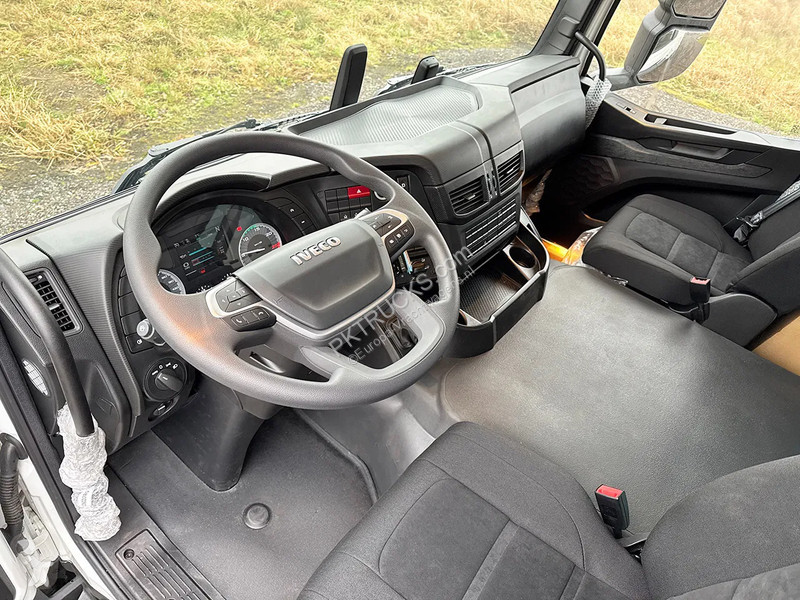 Camion Iveco T-Way AD380T43H AT...