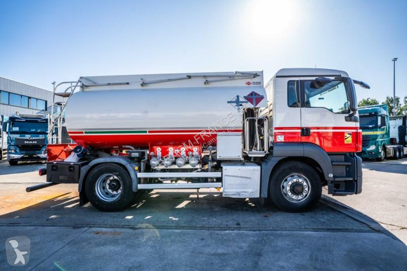 Kamion MAN 18.400 4x4H +CM 11.500L /4 COMP
