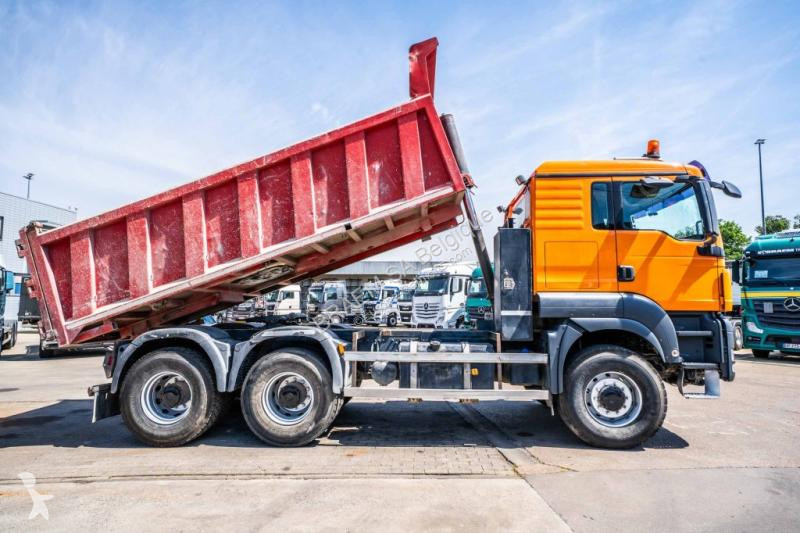 Vrachtwagen MAN 33.440 BB TIPPER / TRACTOR