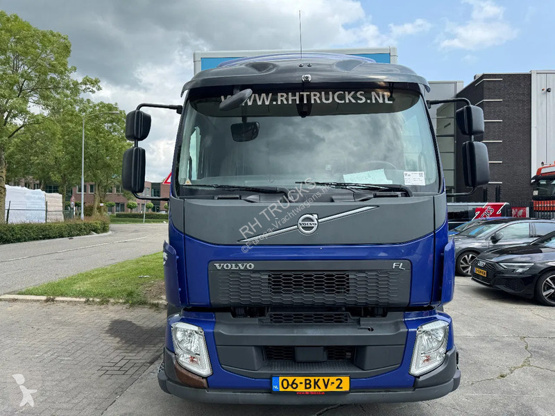 Kamion Volvo 250 4X2 - EURO 6 + DHOLLANDIA LIFT...