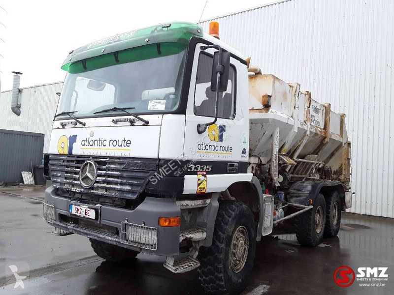 Camion Mercedes 3335 6x6 88000km manual