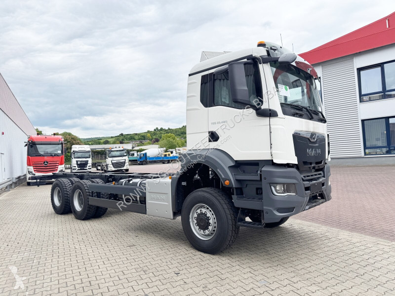 Camion MAN TGS 33.480 6x6 BB CH TGS 33.480 6x6...