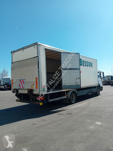 Kamion Mercedes 1222