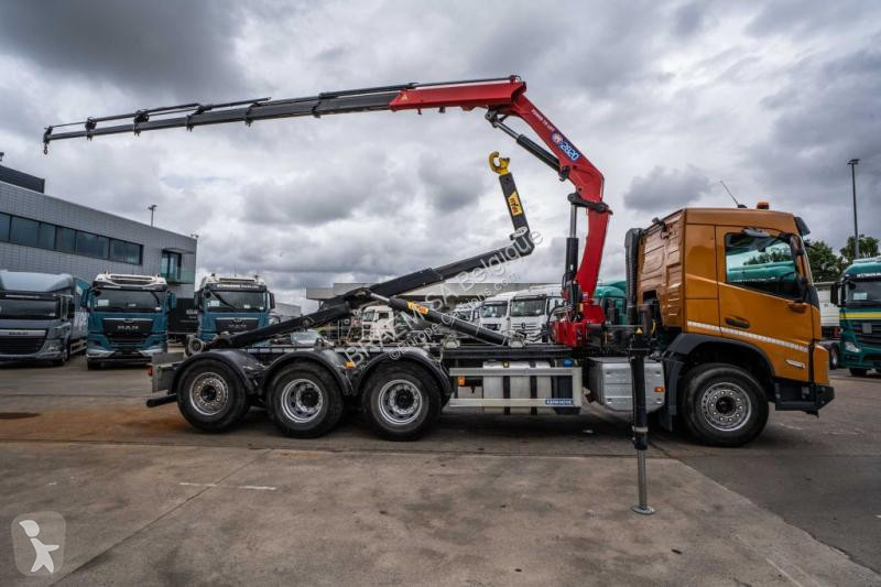 Camion Volvo 430-8x4+HMF 2820/6xhydr.
