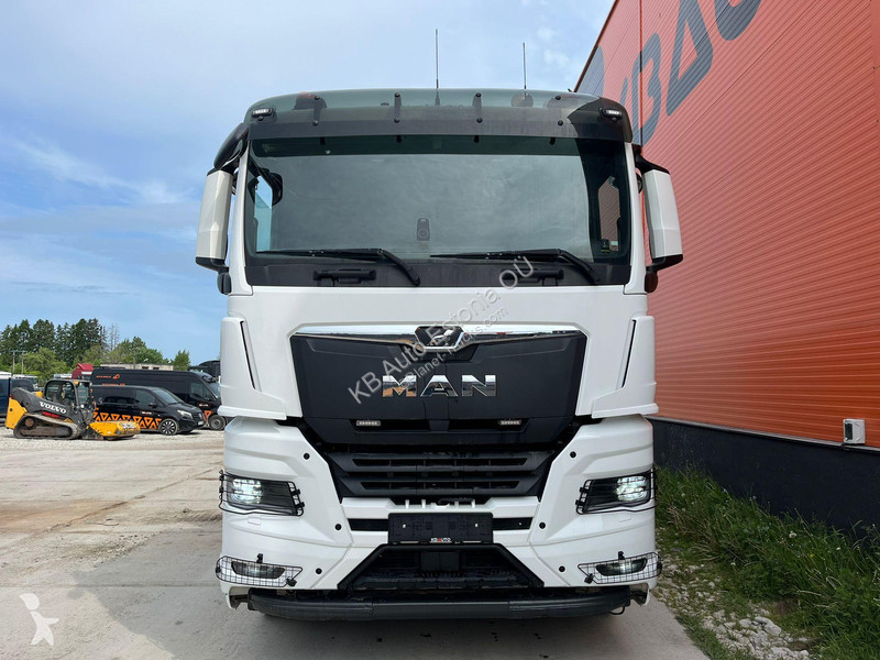 Kamion MAN 35.510 8x4*4 BOX L=6127 mm