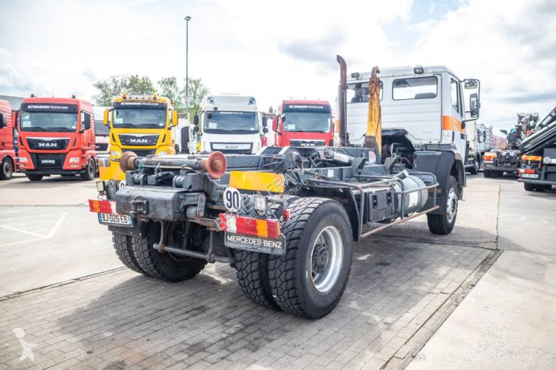 Vrachtwagen Mercedes SK HN