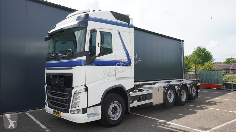 Camion Volvo FH 8X2 20 FT CONTAINER TRANSPORT...