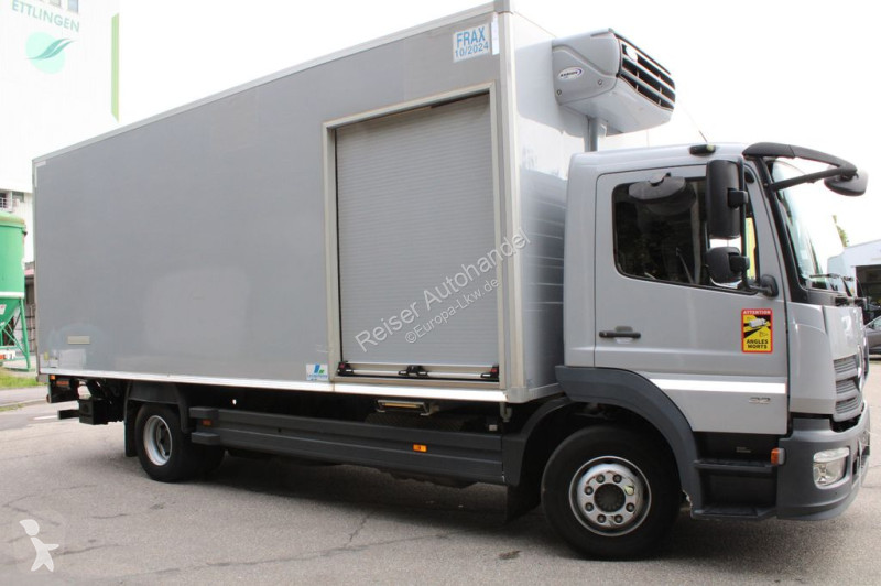 Kamion Mercedes 1321 Kühlkoffer Carrier Xarios 500