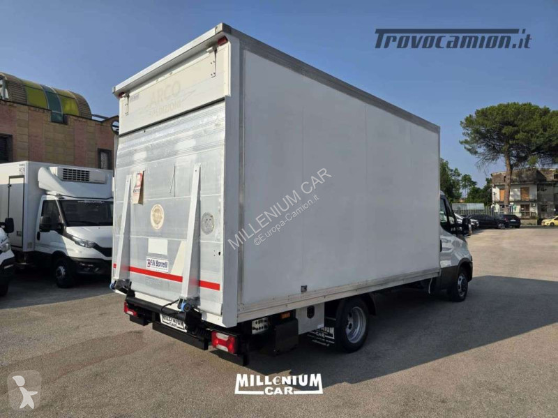 Veicolo commerciale Iveco 35-14 FURGONE 4,40...