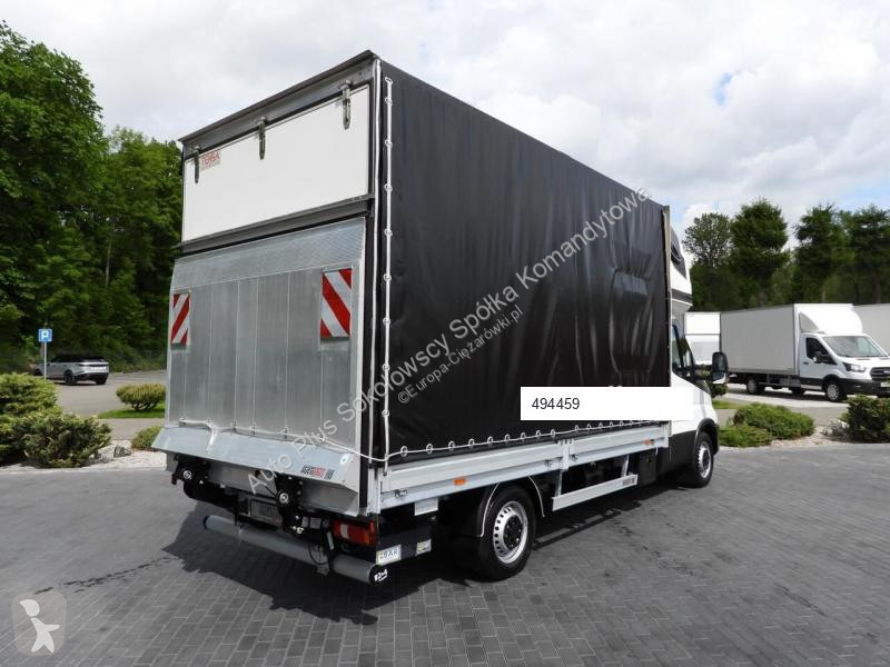 Véhicule utilitaire Iveco DAILY 35S18 PLANDEKA...