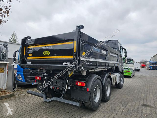 Kamion Volvo 500 6x4...