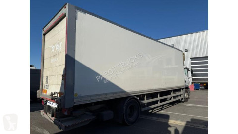 Camion fourgon MAN
