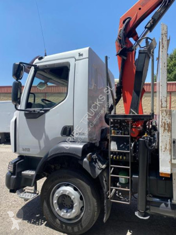 Camion plateau ridelles Renault