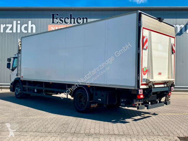 Kamion Volvo FE...