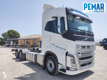 Camion châssis Volvo