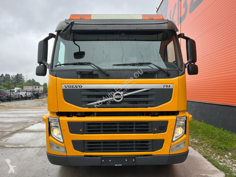 Kamion Volvo FM 370 6x2 BOX L=5128 mm
