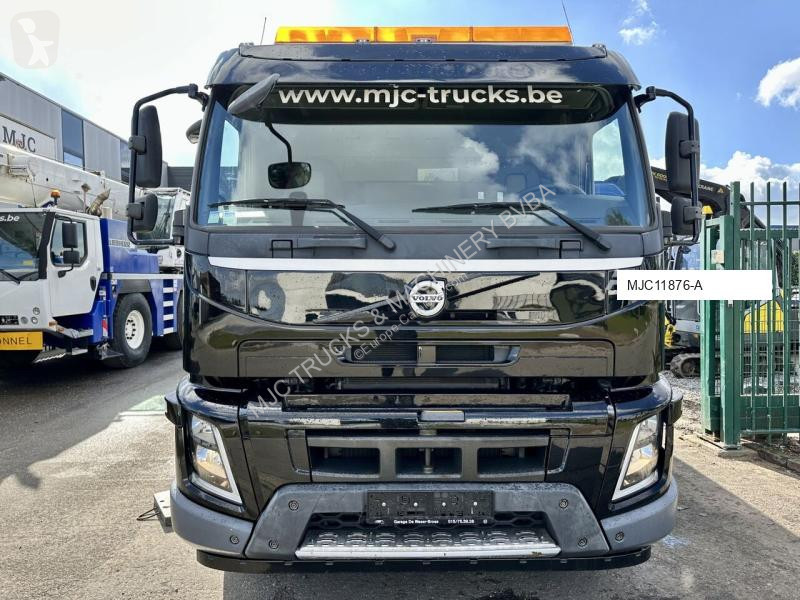 Camion Volvo FMX 370 6x2 PRITSCHE 6M35 + KRAN...