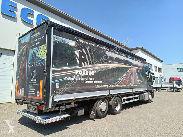 شاحنة Renault T 380 6X2