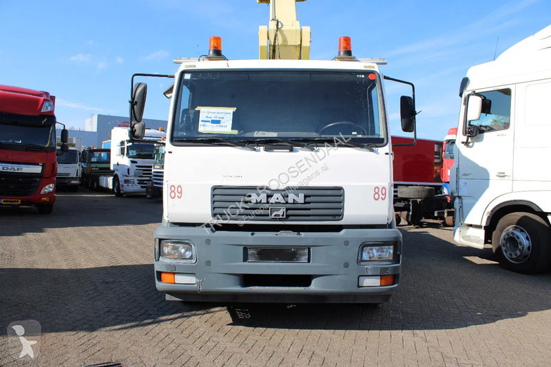 Camion MAN 17.240 + 3PERSON + MANUAL