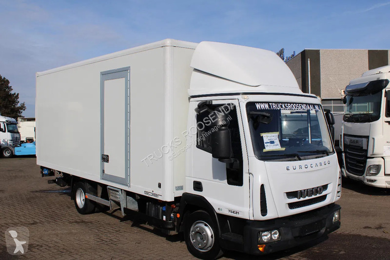 Kamion Iveco 75E21 + euro 6 + manual + 7.5t