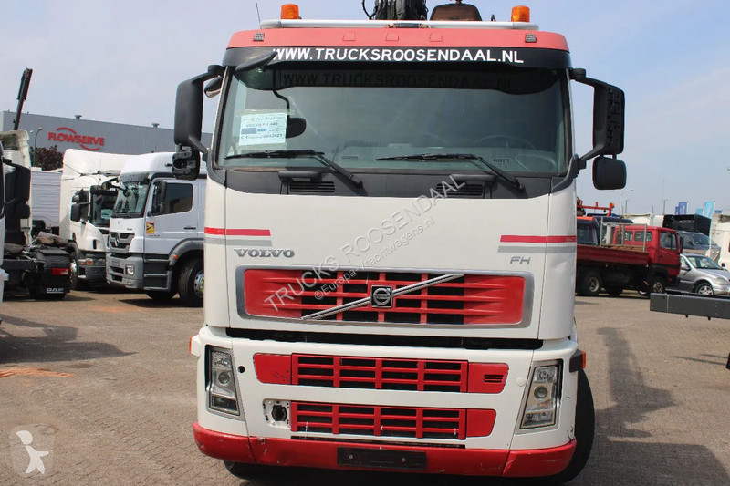 Camion Volvo 12440 +6X4+ HIAB 166E3 PRO + EURO...