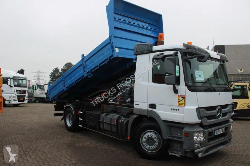 Camion Mercedes 1941 + TIPPER