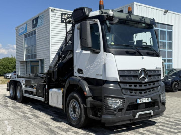 Camion Mercedes Arocs 2645