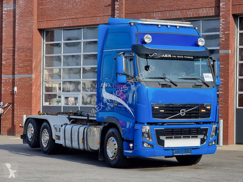 Camion Volvo 16700 Globetrotter 6x2*4 -...