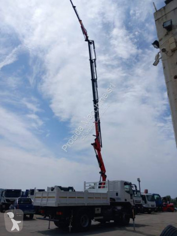 شاحنة قلابة ذات تفريغ خلفي وجانبي Iveco