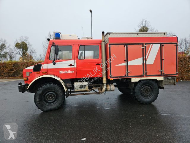 Kamion Unimog 4x4 DOKA Tanklöschfahrzeug Feuerwehr