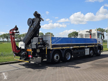 Camion grue MAN